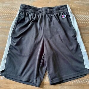Champion Boys Shorts youth medium